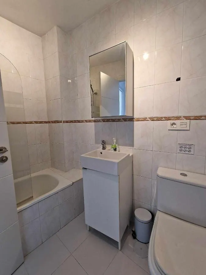 Appartement 3 Rooms Con Parking Y Terraza En C Marmoles Málaga